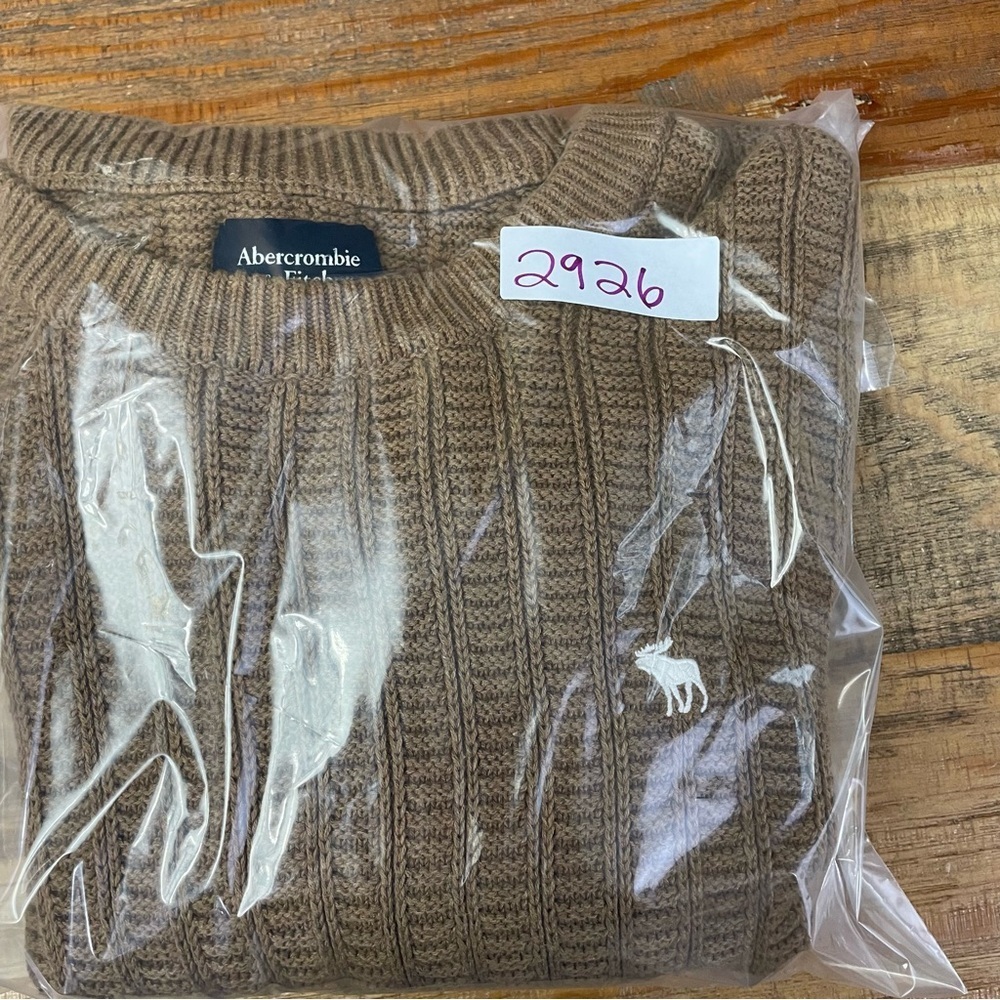 Abercrombie & Fitch men’s size Large cable knot Sweater lightweight tan neutral - Picture 9 of 9